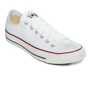 Converse Tennis Shoes New 8.5