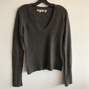 Inhabit Ribbed Gray/Brown Cashmere V Neck Sweater Inhabit Ribbed Gray/Brown Cashmere V Neck Sweater