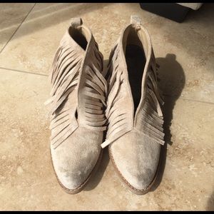 Fringe faux suede booties