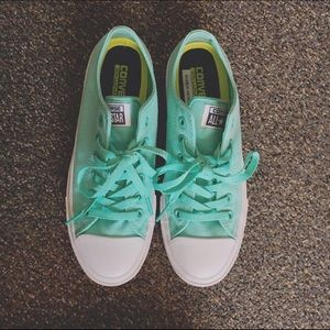 CONVERSE CHUCK II BEACH GLASS LOW TOPS