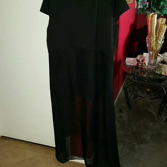 Long dressy top - Picture 3 of 4