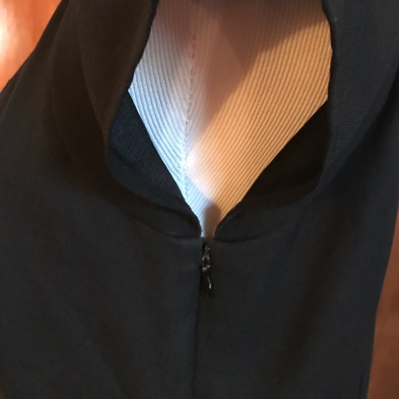 Black above the knee dress - Picture 3 of 3