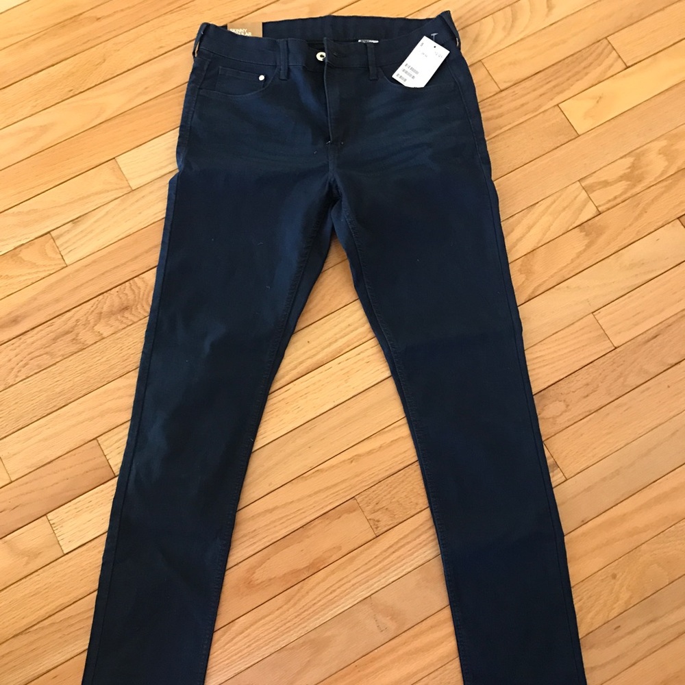 BNWT H&M Skinny Regular Waist Jeans