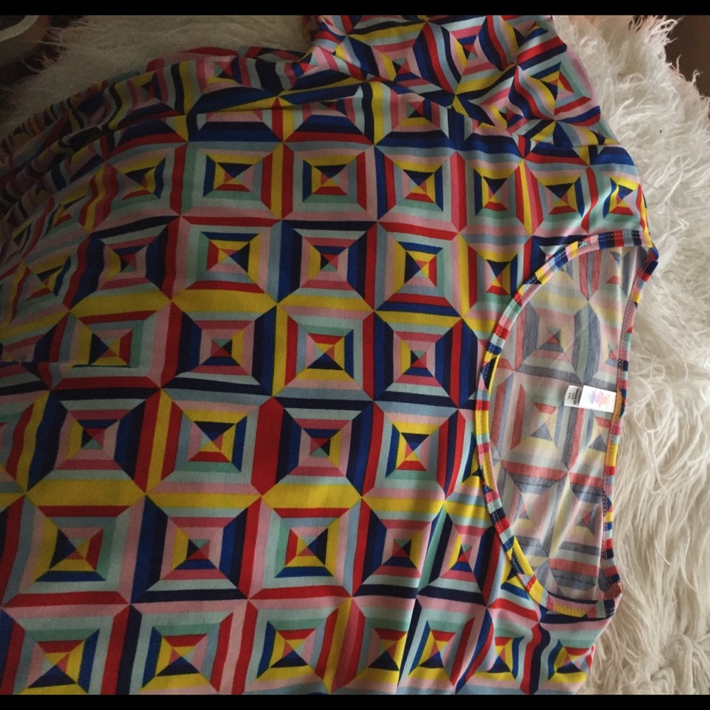 Lularoe classic t
