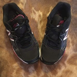 New balance shoes