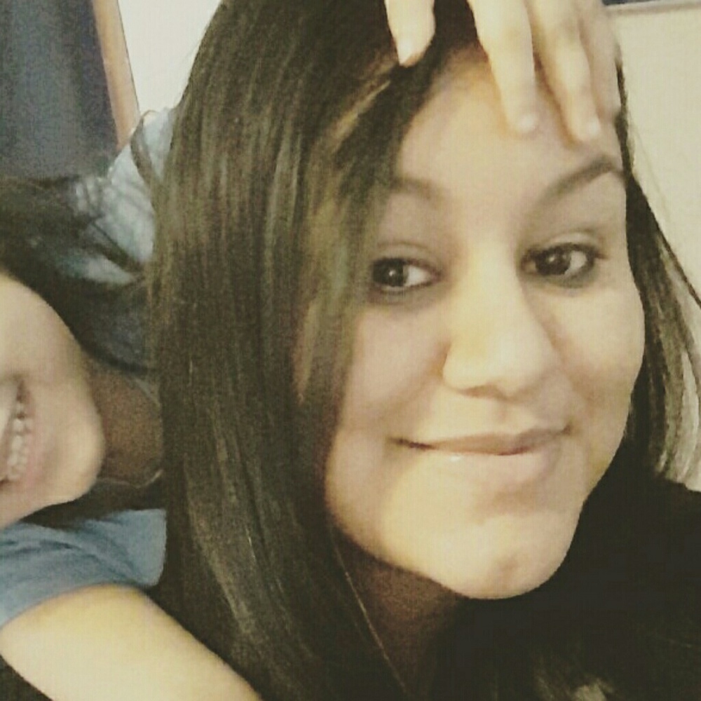 Meet your Posher, Yess