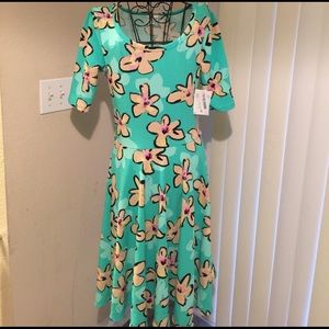 Lularoe Medium Nicole