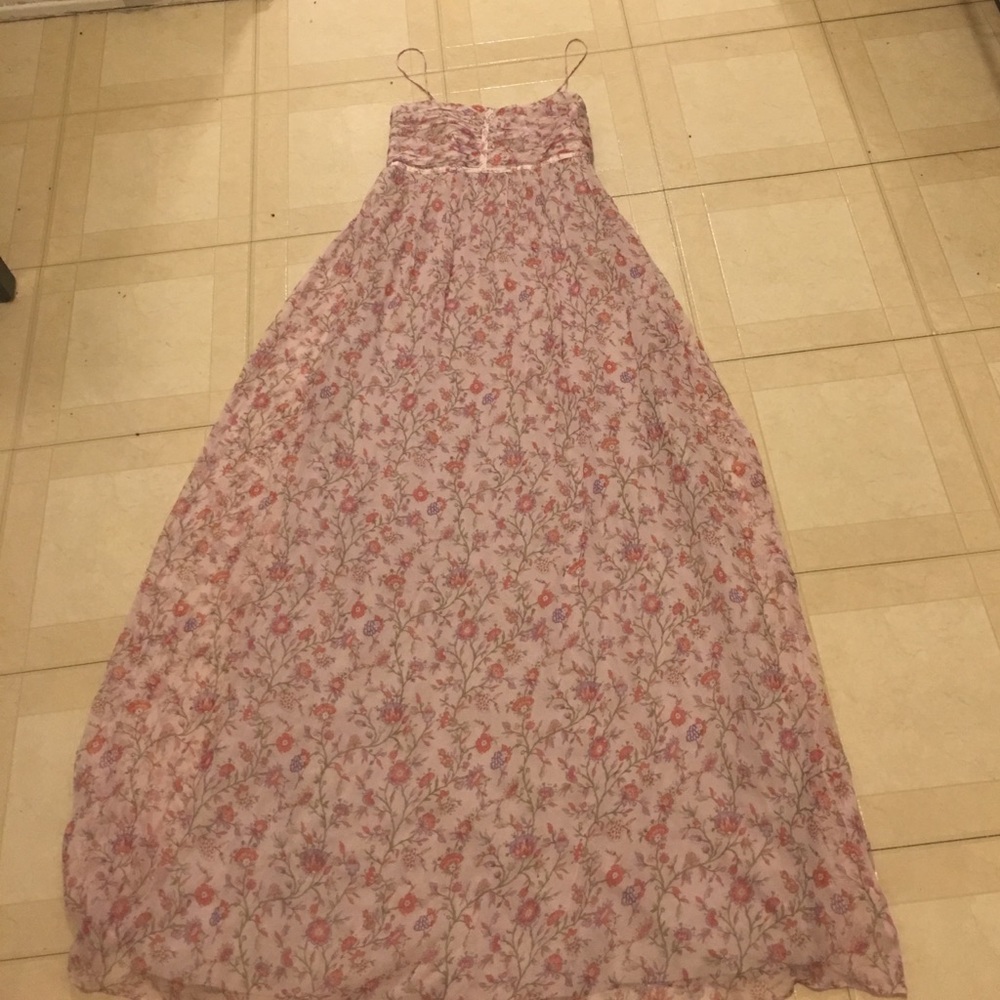 Zara 100% silk Maxi Dress 🌷