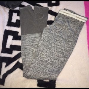 Gilly Hicks leggings