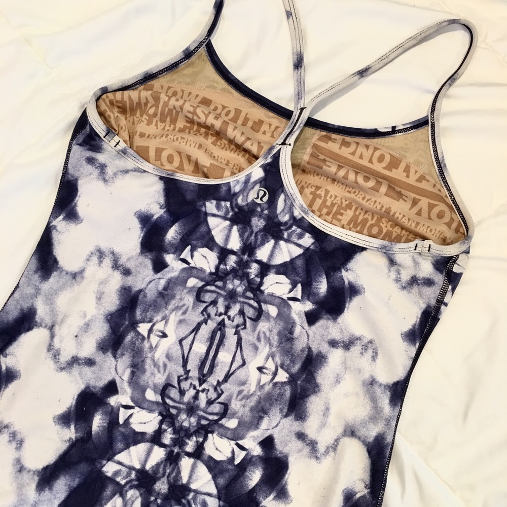 Lululemon athletic top