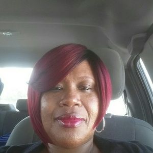 Meet your Posher, Shontia