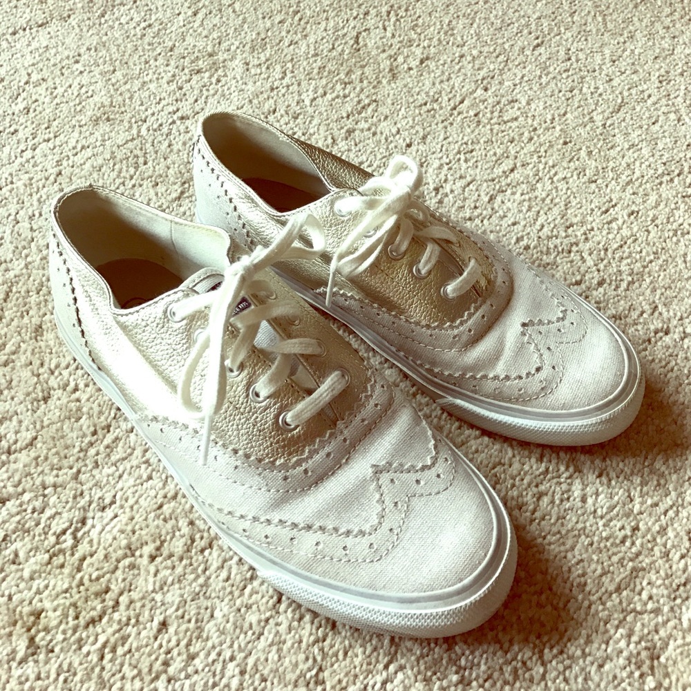 Wingtip Siders