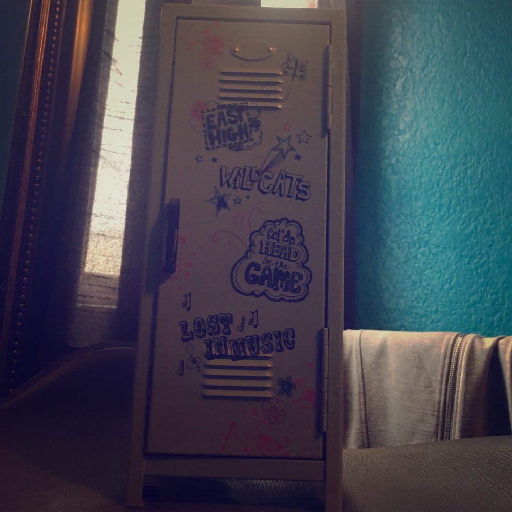 This is a little locker toy