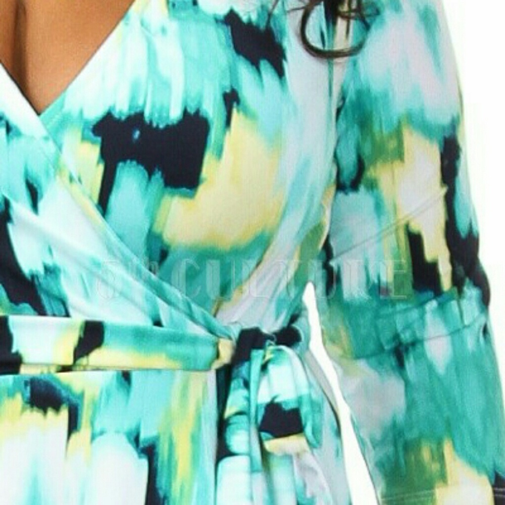 ➕ Splash Maxi Dress (1 LEFT) - Picture 4 of 5