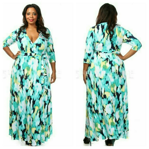 ➕ Splash Maxi Dress (1 LEFT) - Picture 3 of 5