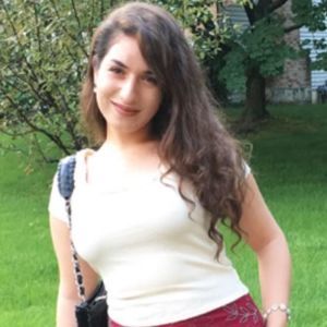 Meet your Posher, Lena