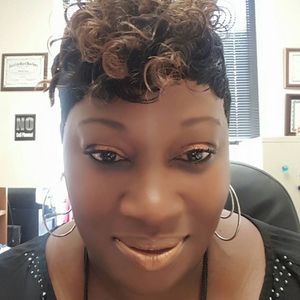 Meet your Posher, Delores