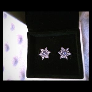 Crystallized snowflake earrings Pandora