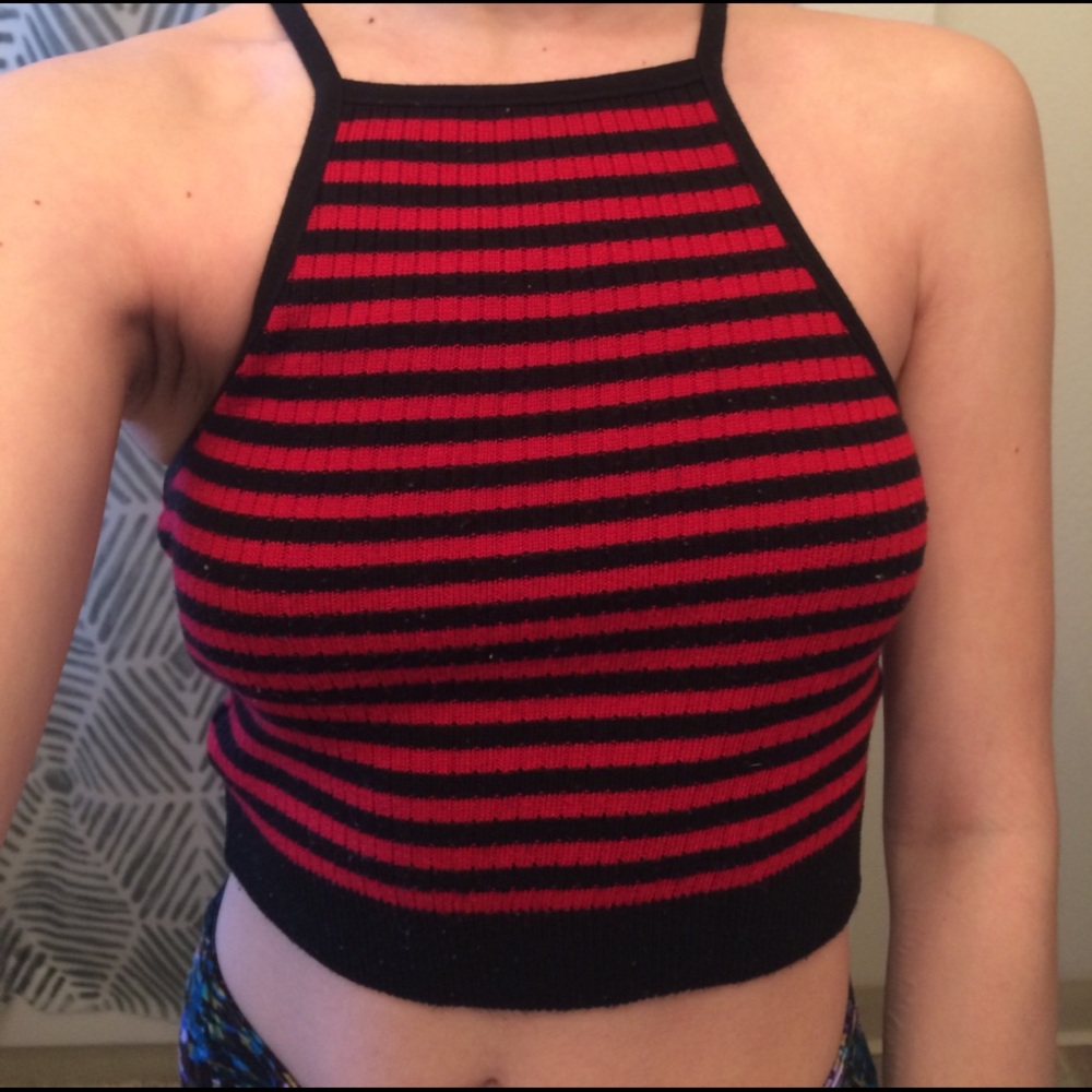 🌹Red Striped Crop🌹