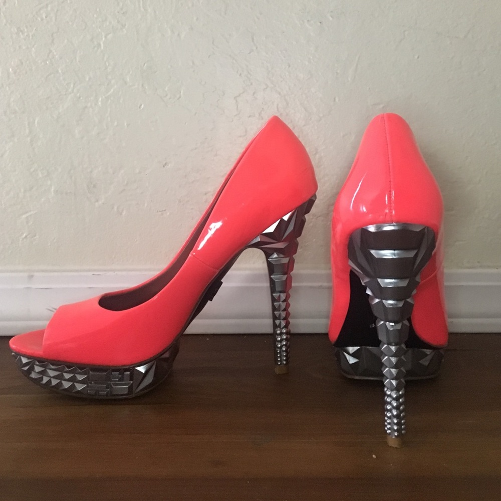 Rachel row high heel.