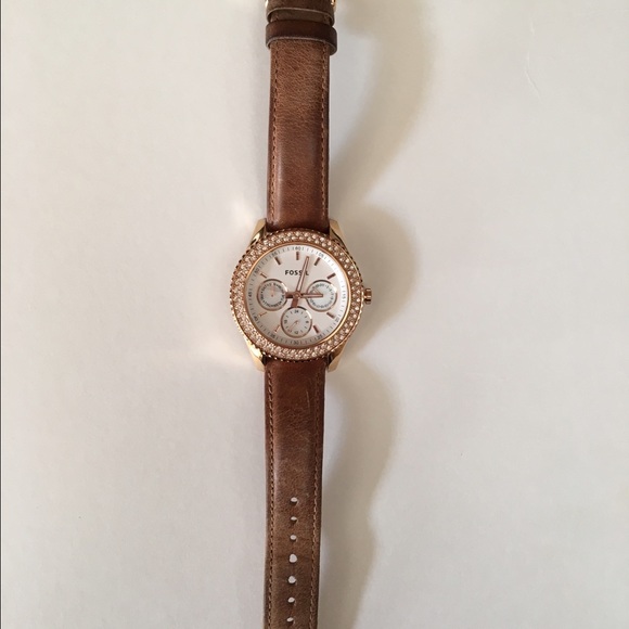 Fossil Watch with Leather Band - Picture 1 of 6
