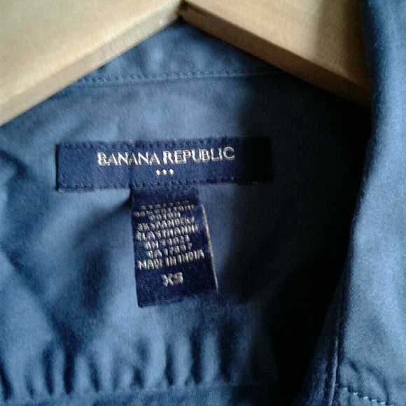 Banana Republic Wrap Shirt - Picture 2 of 3