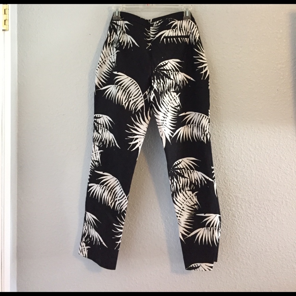 Vince Camuto Palm print pants - Picture 6 of 7