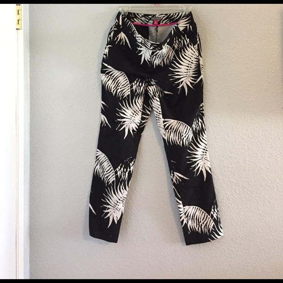 Vince Camuto Palm print pants - Picture 4 of 7