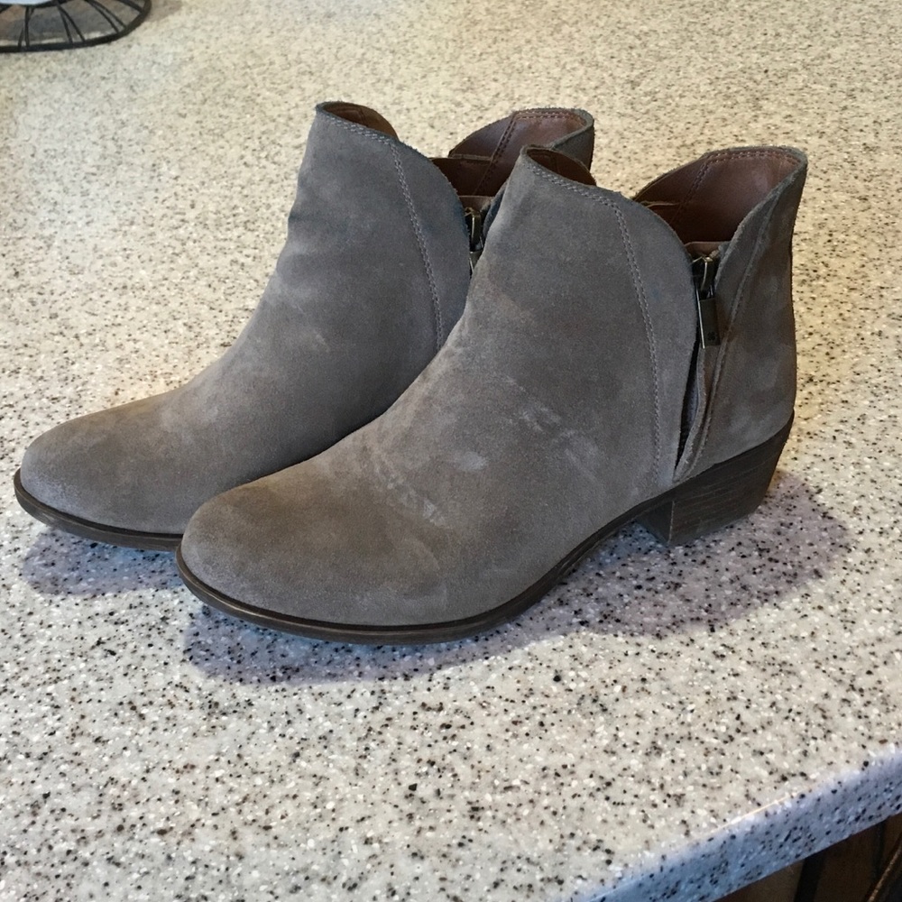 Lucky brand suede hotties size 8.