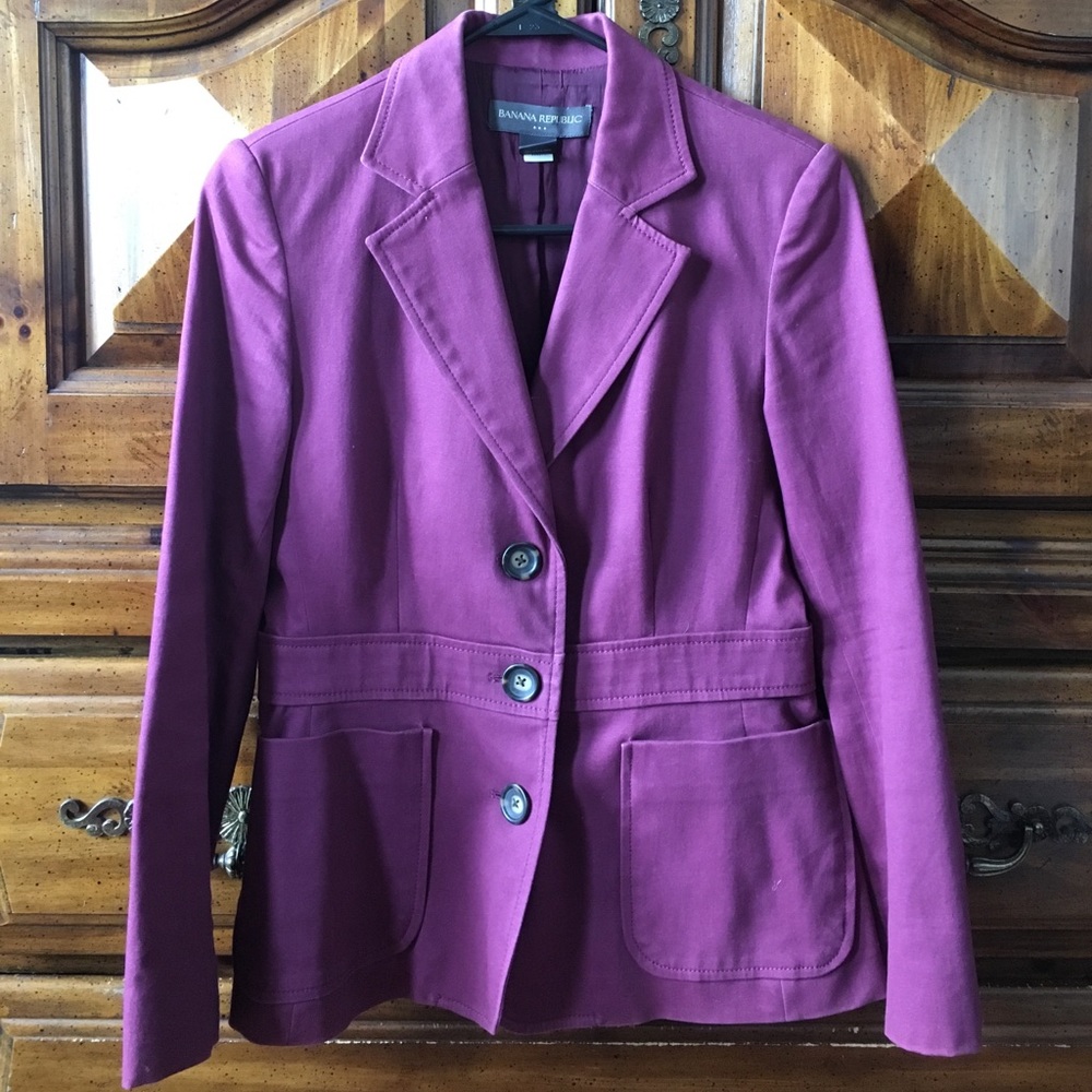 Burgundy Banana Republic blazer