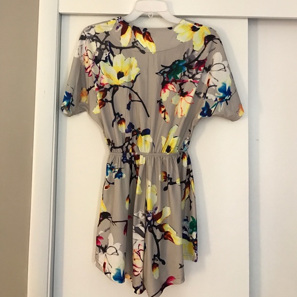 Romper - Picture 2 of 2