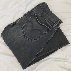 Dark gray 710 "Super Skinny" Levi's jeans