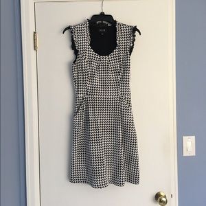 Elle Houndstooth dress