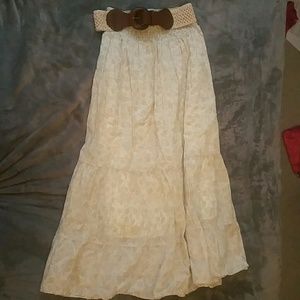 Maurices maxi skirt with belt