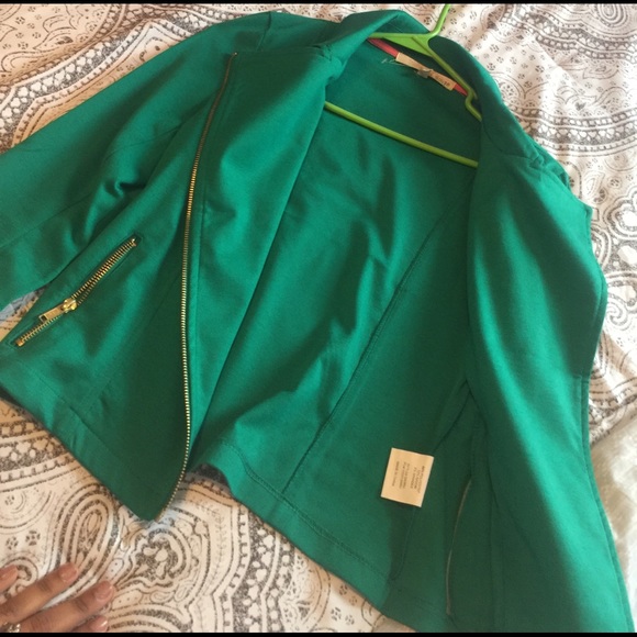 Ocean green blazer, comment if you want to offer. - Picture 4 of 4