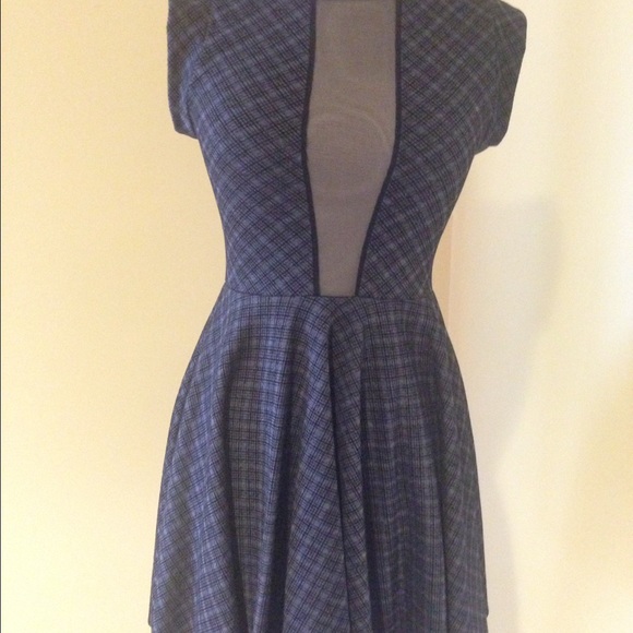 . Teen girl - Picture 3 of 3