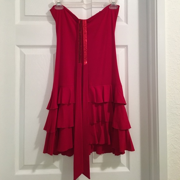 Red Dress - Picture 2 of 4