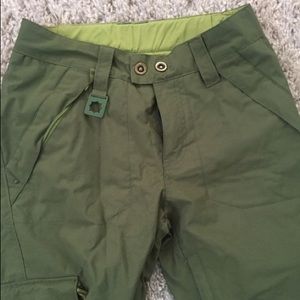 Empyre Women's Green Snow Pants