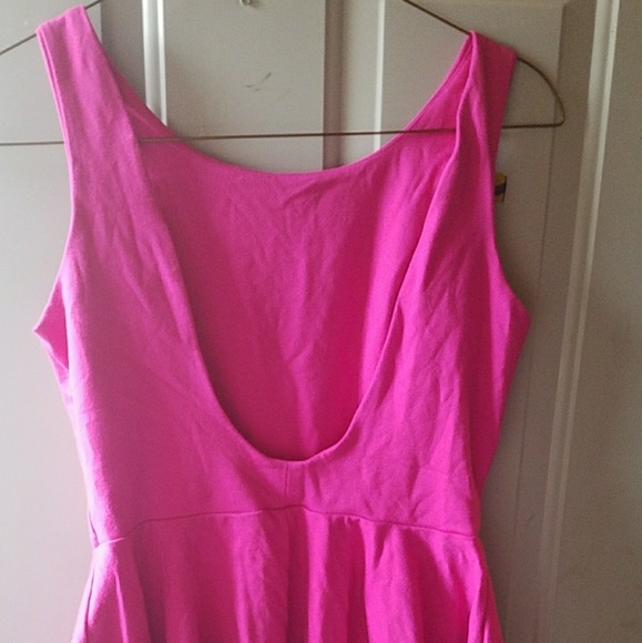 Pink top - Picture 2 of 2