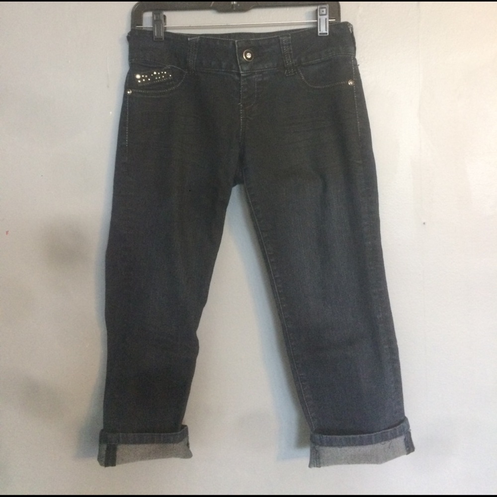 Black Capris