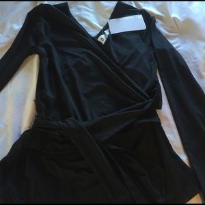 Fabletics wrap around top