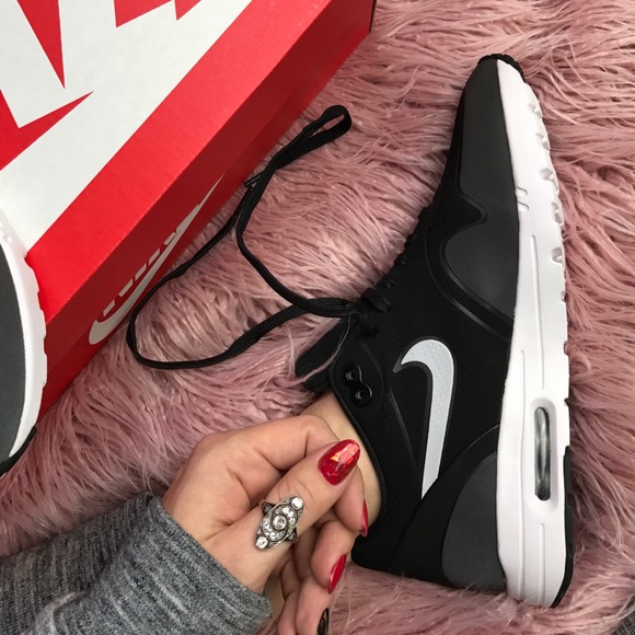 ⭐️HP⭐️NWT Nike air max ultra moire - Picture 4 of 7