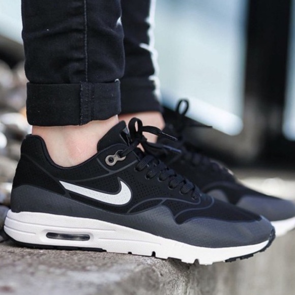 ⭐️HP⭐️NWT Nike air max ultra moire - Picture 3 of 7