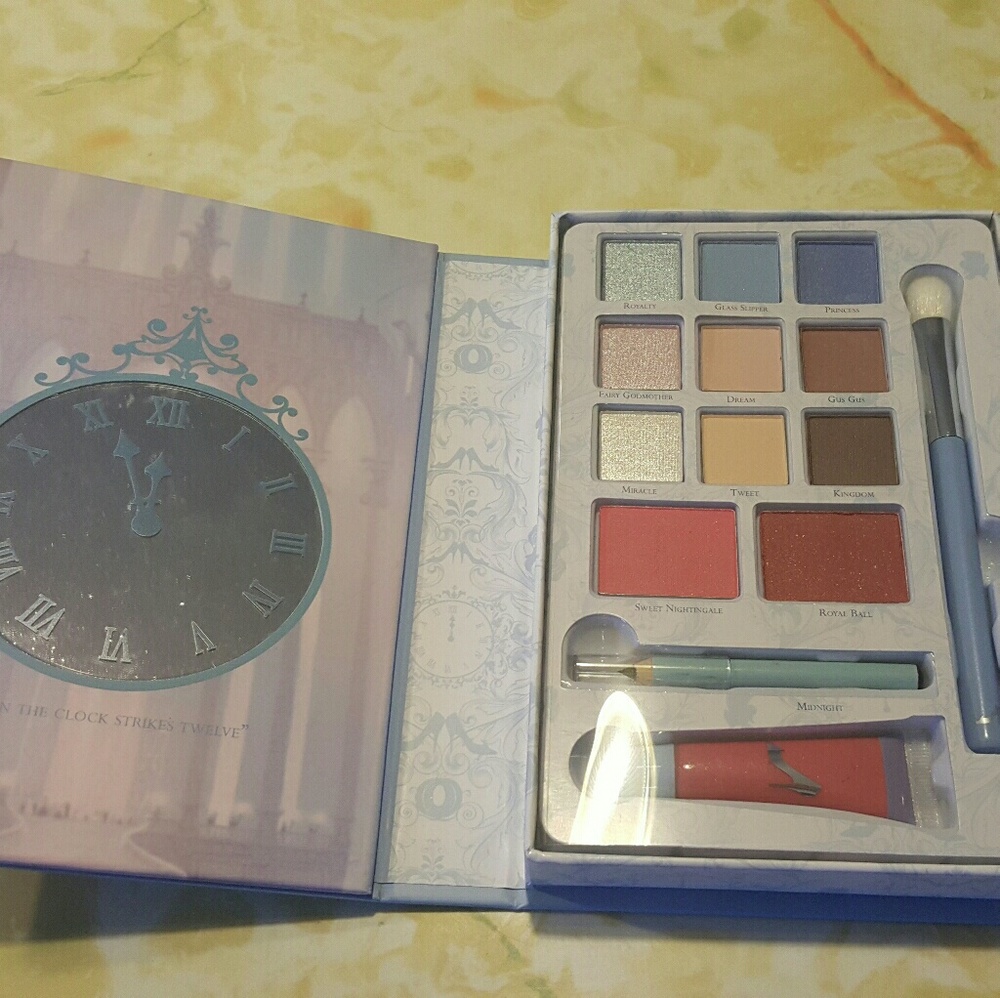 Elf Cinderella Beauty book