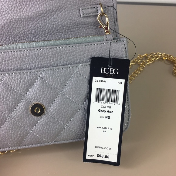 🖤Sold 🖤BCBG Paris Mini Quilted Crossbody - Picture 5 of 8