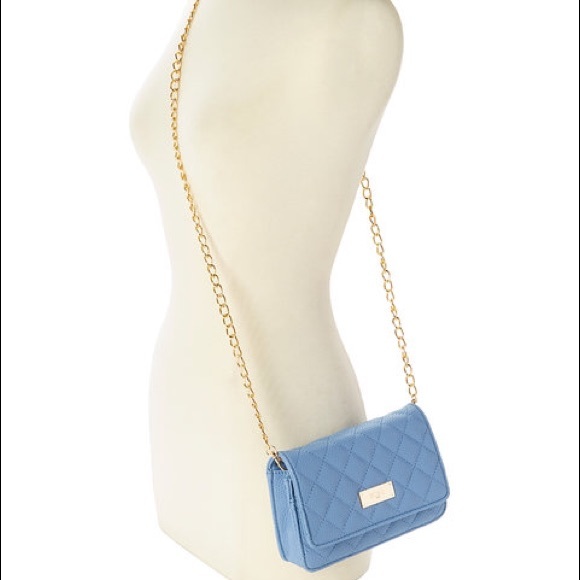 🖤Sold 🖤BCBG Paris Mini Quilted Crossbody - Picture 8 of 8