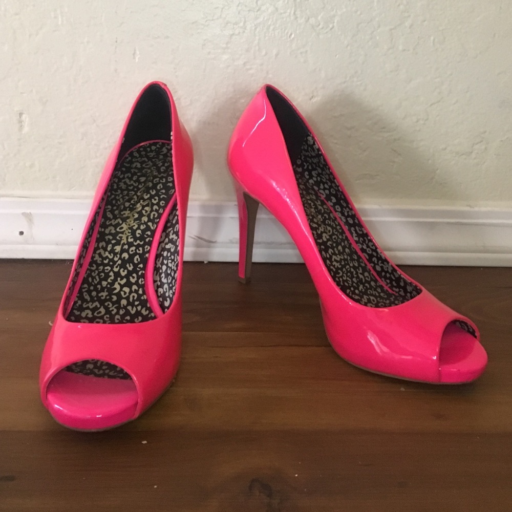 Pink heels