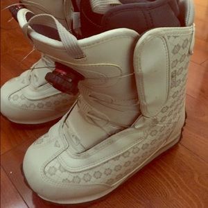 Roxy Women's BOA System Snowboard Boots