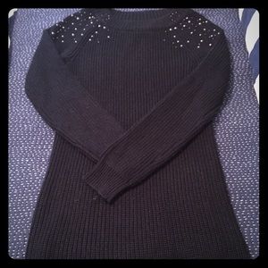 Black sweater tunic with shoulder detail
