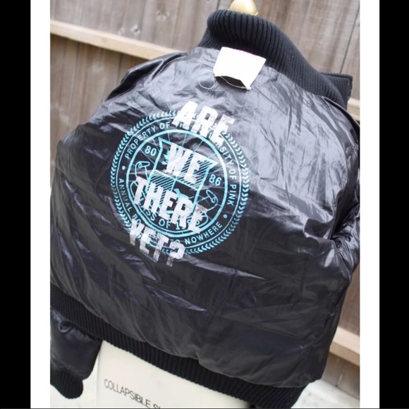 VS PINK puffer jacket - Picture 2 of 3